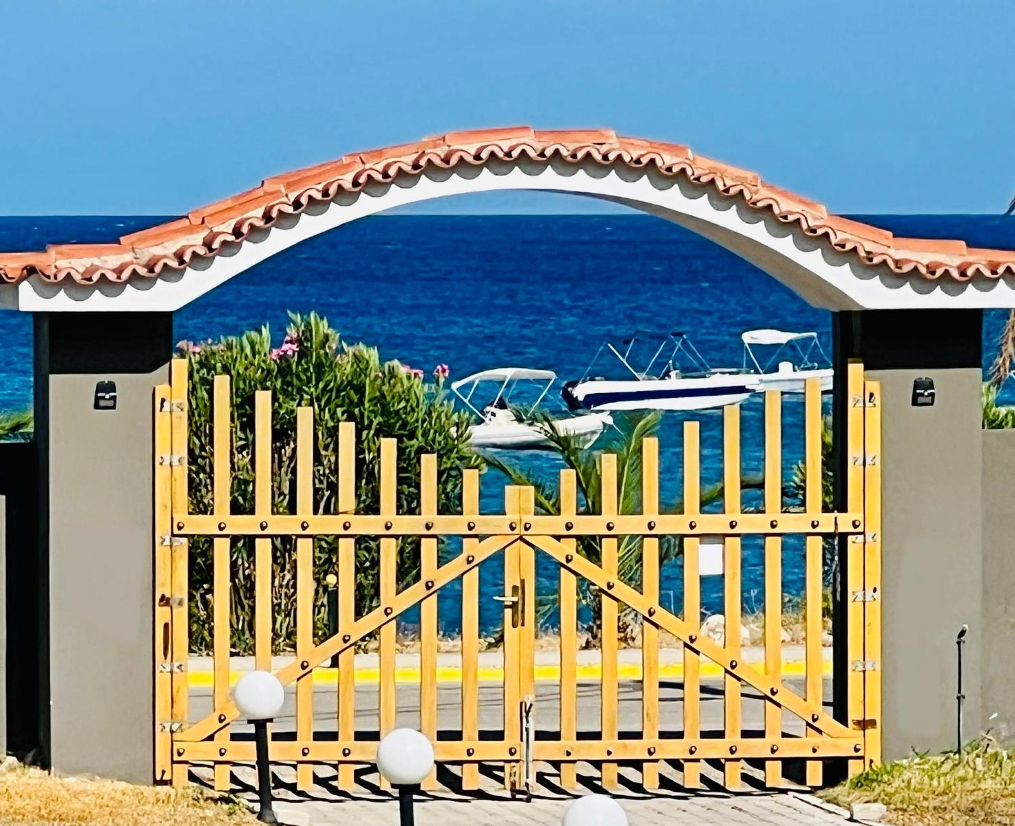 Gazonia Family Estate Hotel Skala  Екстериор снимка