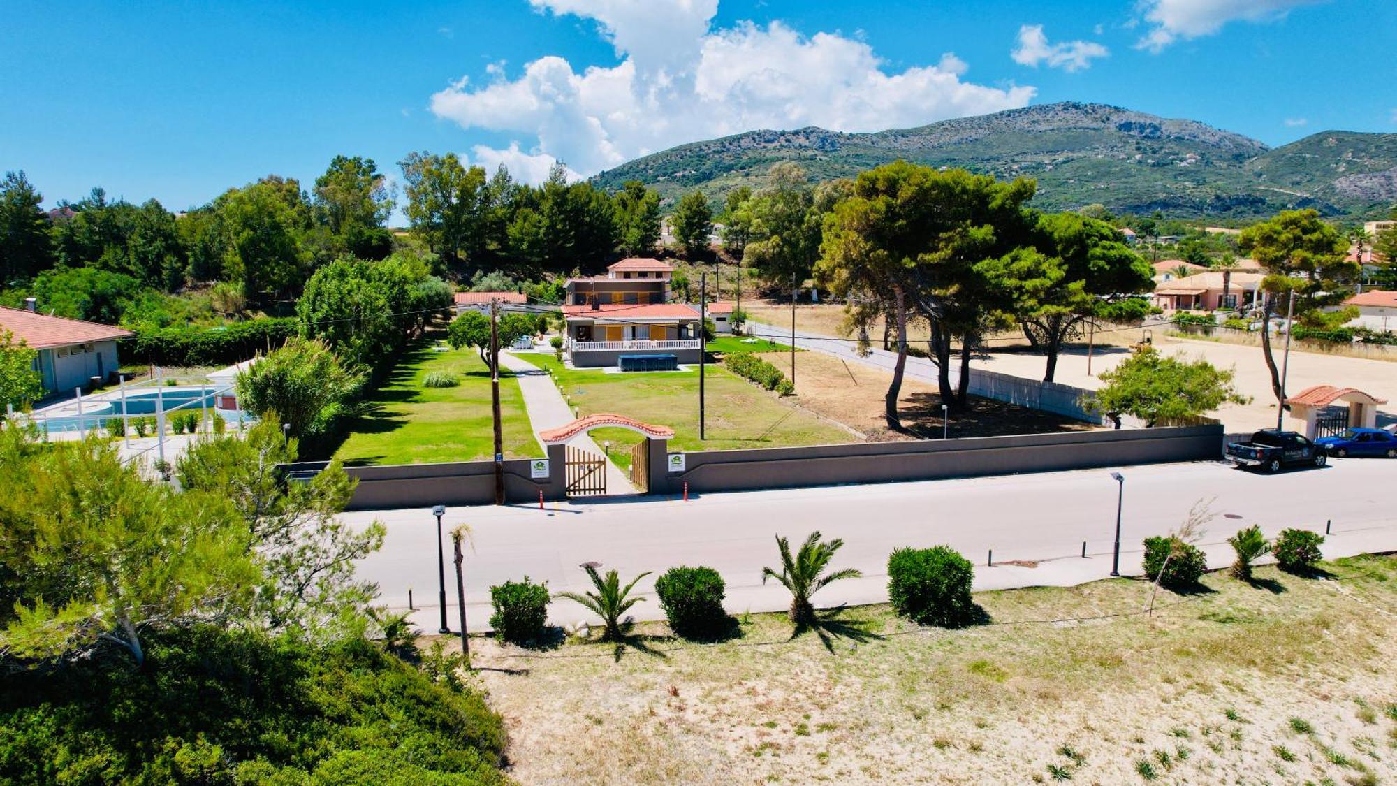 Gazonia Family Estate Hotel Skala  Екстериор снимка